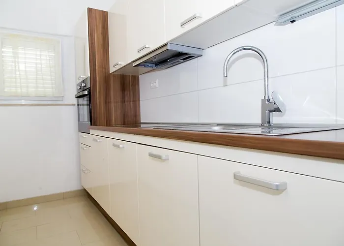 Vila Ana Sevid